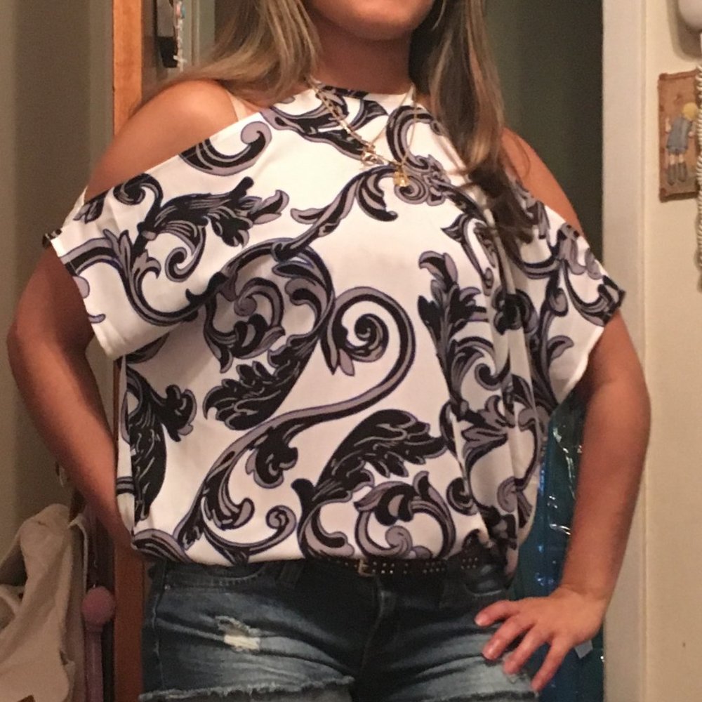 Express off shoulder White Print XS Blouse Top